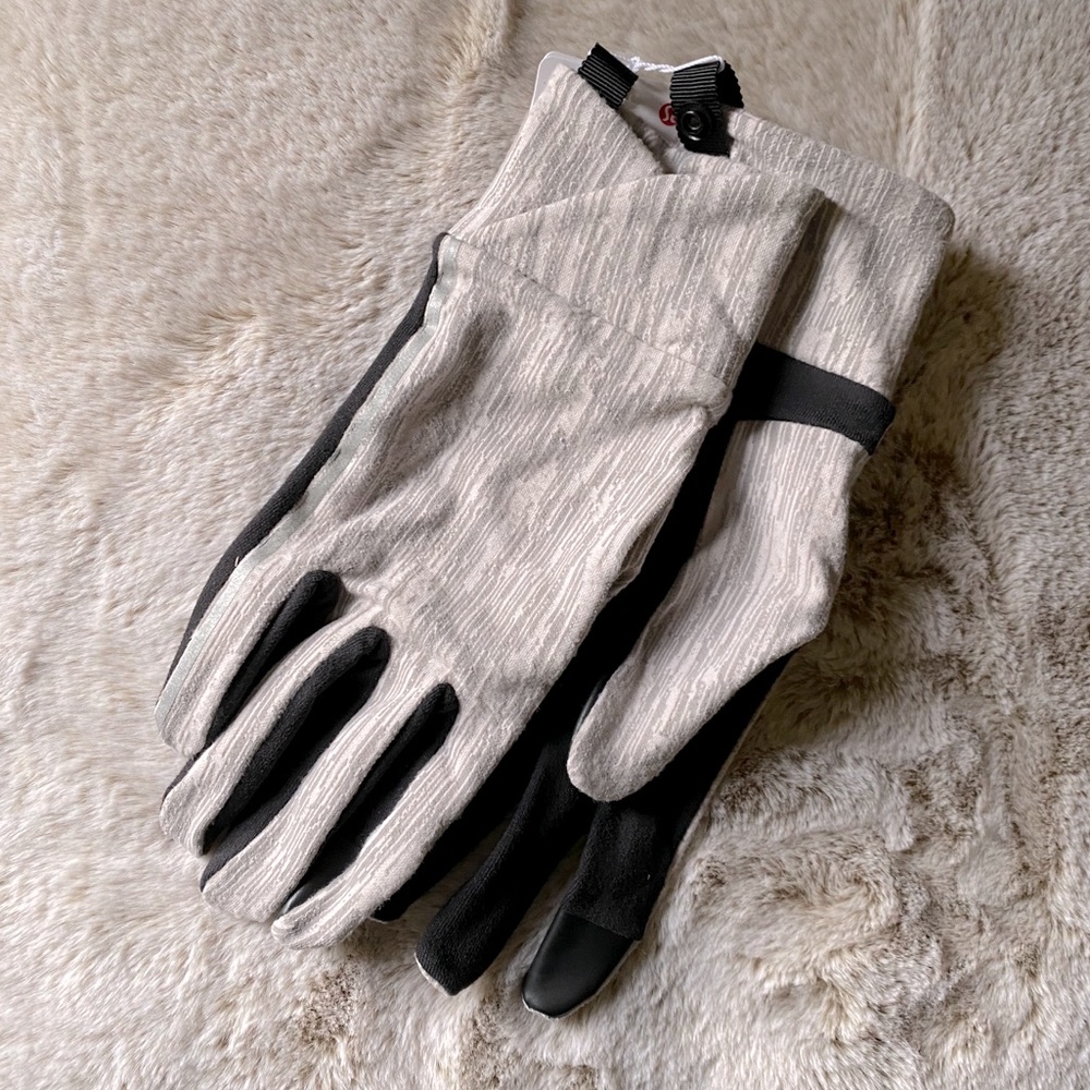 Lululemon Cross Chill Run Gloves